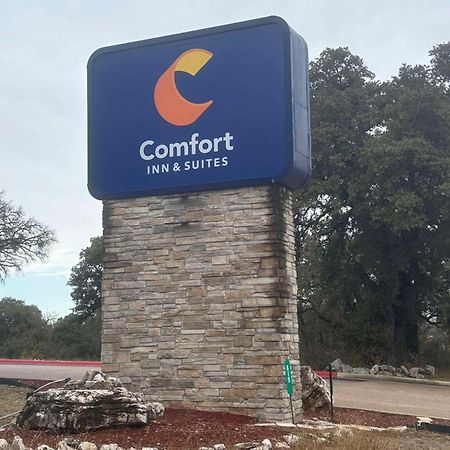 Comfort Inn & Suites Burnet Exterior photo